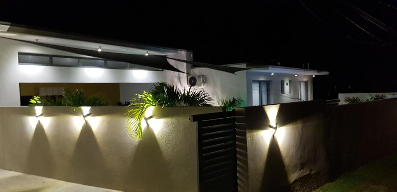 Palm Villas 상트 안느 외부 사진