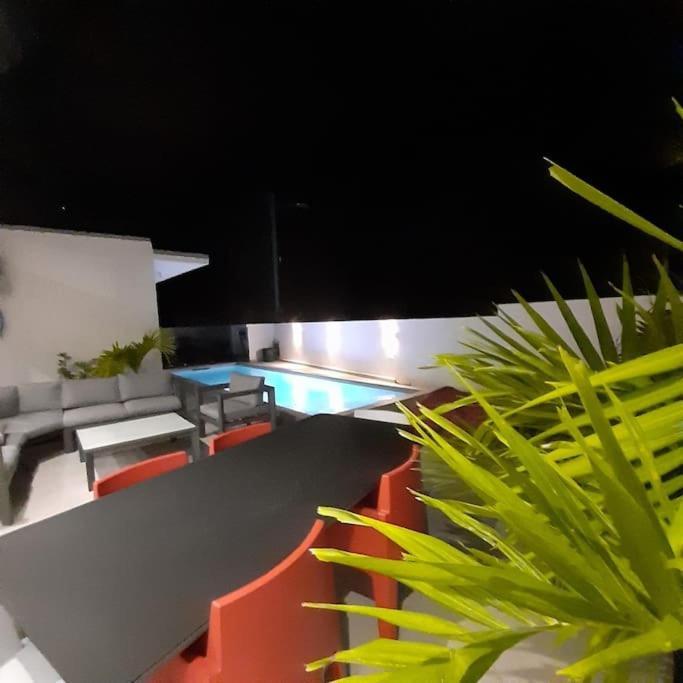 Palm Villas 상트 안느 외부 사진