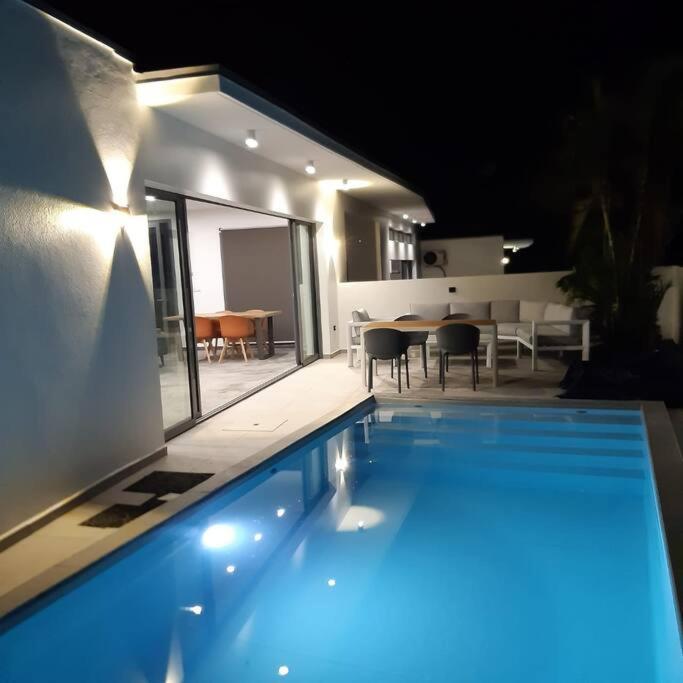 Palm Villas 상트 안느 외부 사진